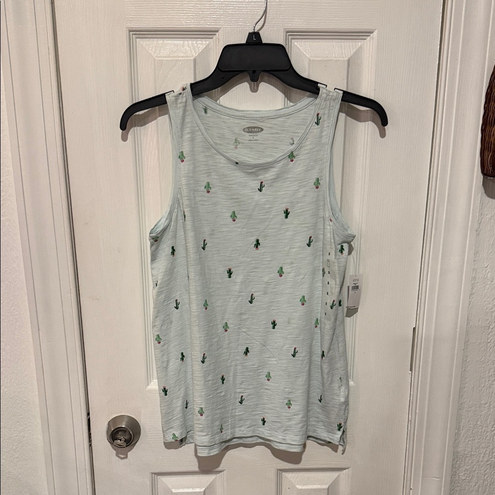 Old Navy Light Green Cactus Print Tank Top
